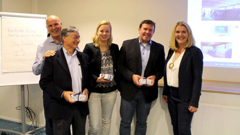 Internasjonale gjestar vitja Ulstein Rotary måndagskvelden.