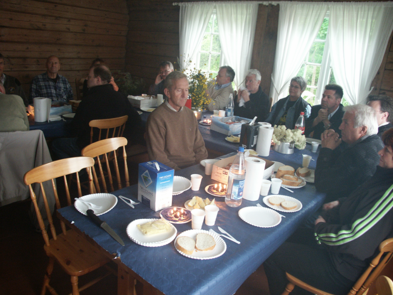 Borgarøya saman med Herøy Rotary + Presidentskifte