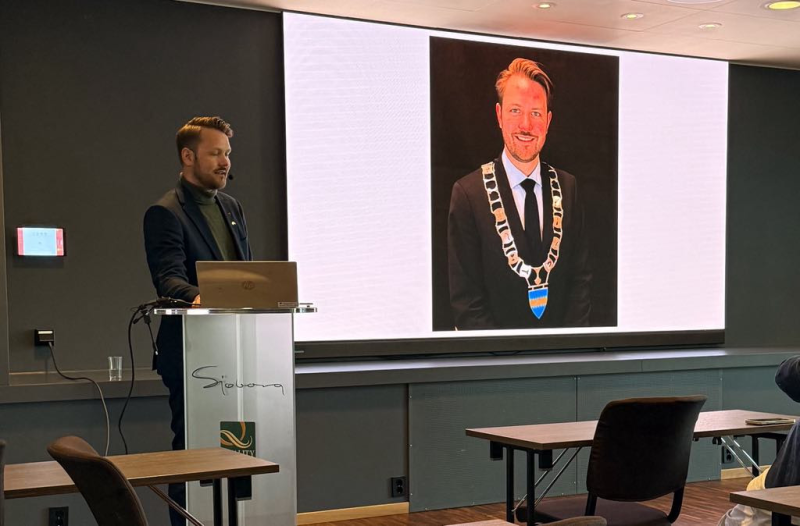 Ordførar med innsiktsfullt foredrag om kommuneøkonomi og beredskap